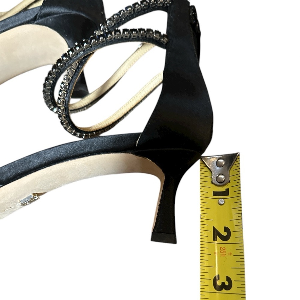 Badgley Mischka MP7212 “Lilibeth” Black Satin Kitten Heel Pumps Size 7 NIB - Picture 8 of 9
